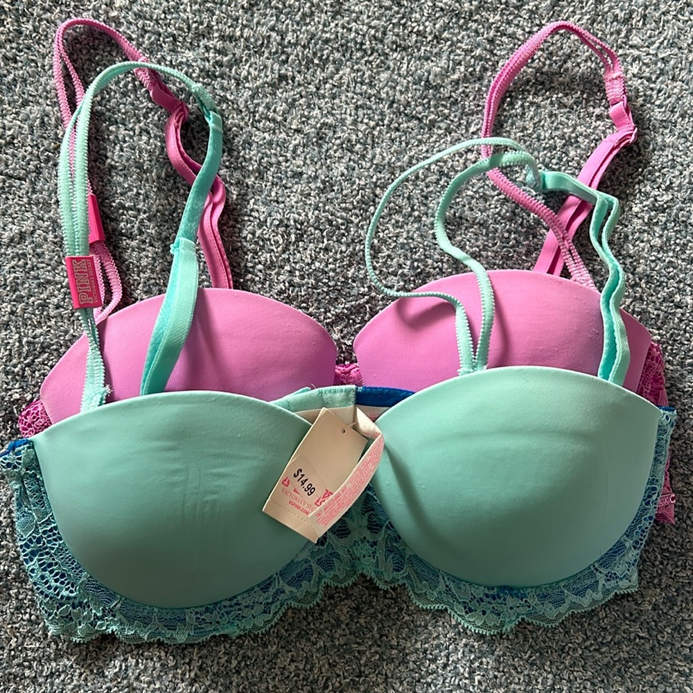 VS Pink adjustable bra Set, size 32B.